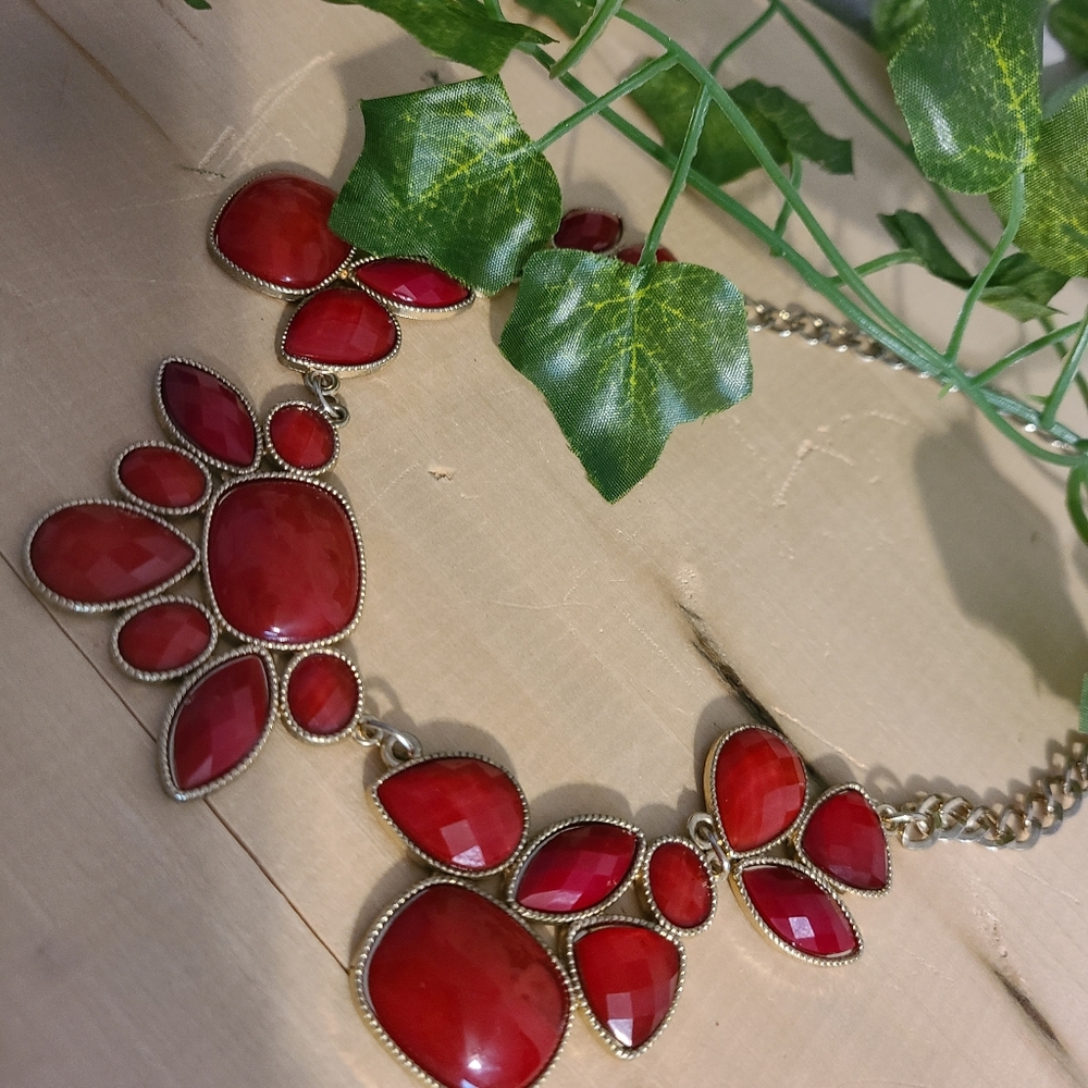 Vintage Estate Statement Necklace,  Red - Picture 3 of 7